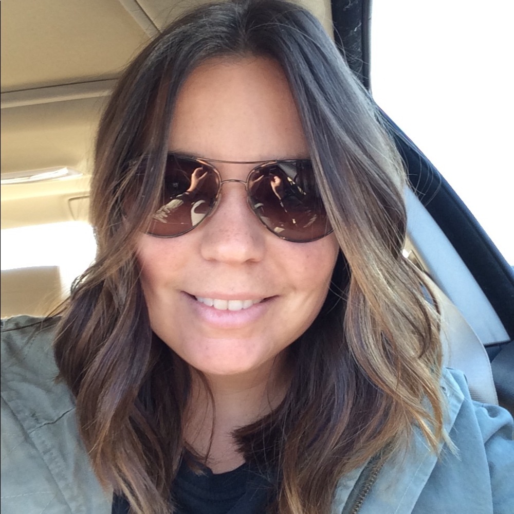 Meet your Posher, Charlotte